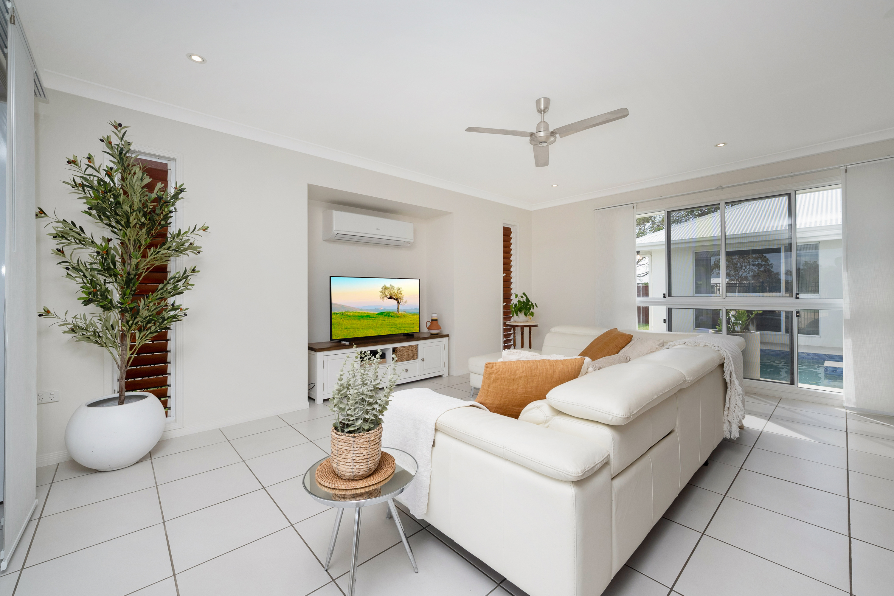 5 Hawkhurst Place, Kirwan - Thumbnail 8
