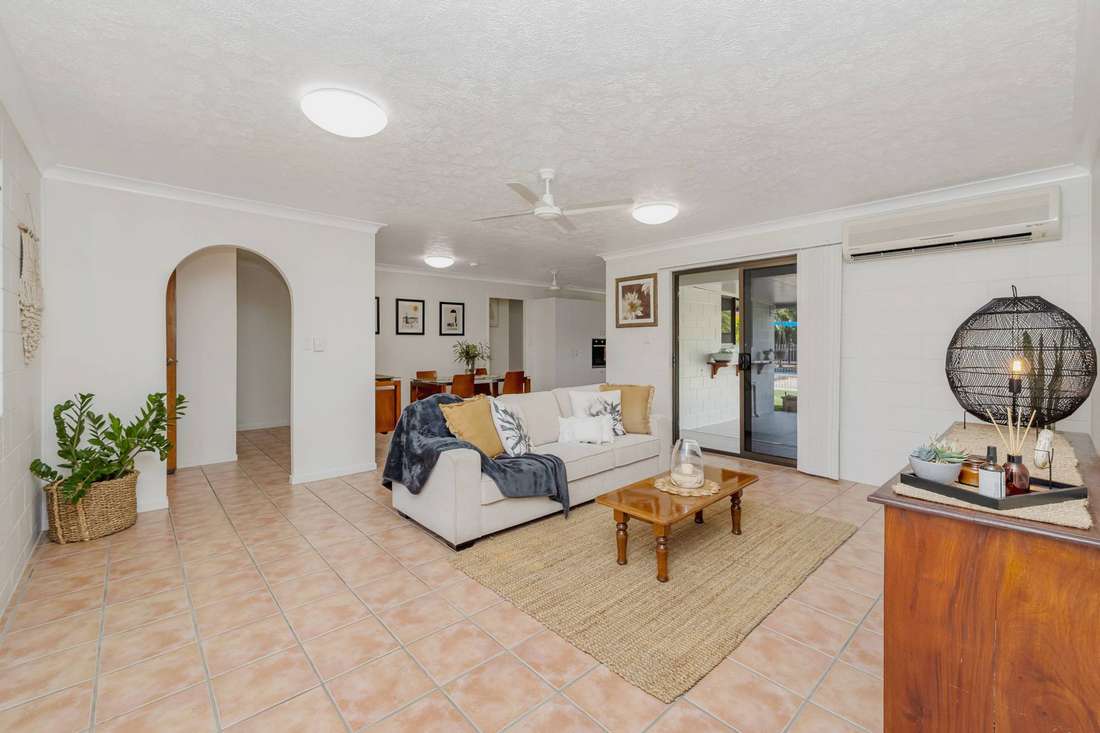 59 Casuarina Drive, Annandale - Thumbnail 4