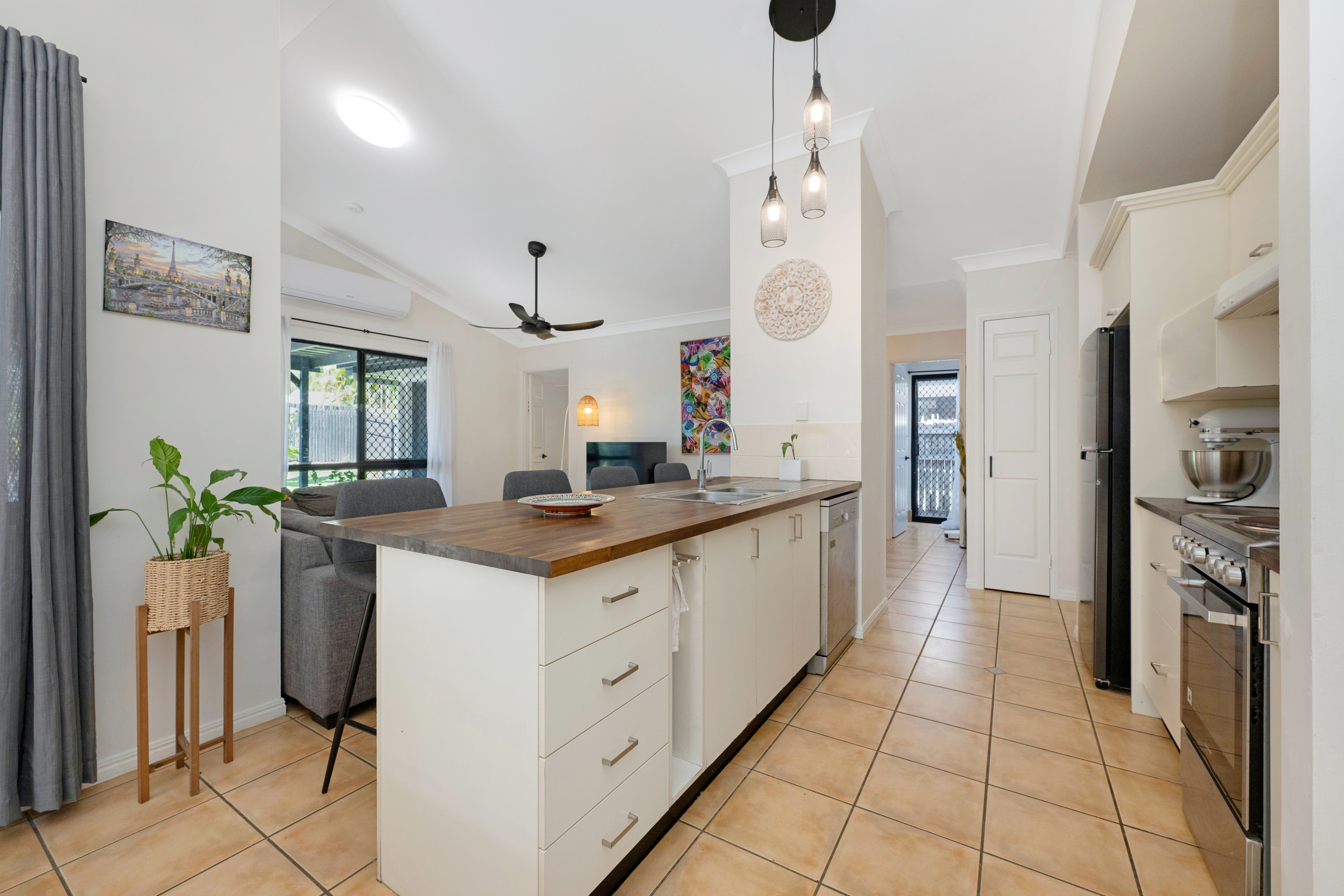 48 Regatta Crescent, Douglas - Thumbnail 5