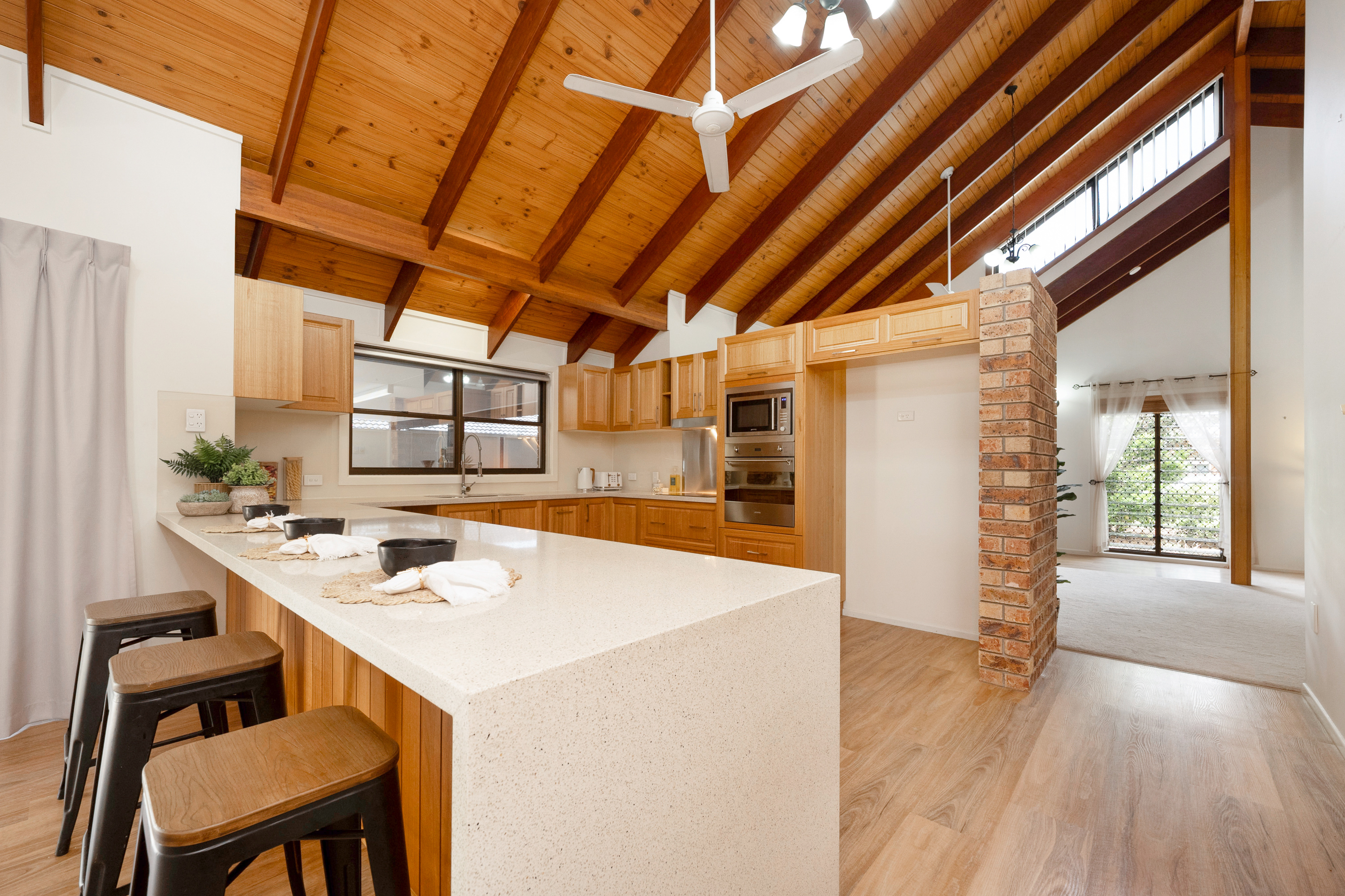 6 Serissa Crescent, Annandale - Thumbnail 3
