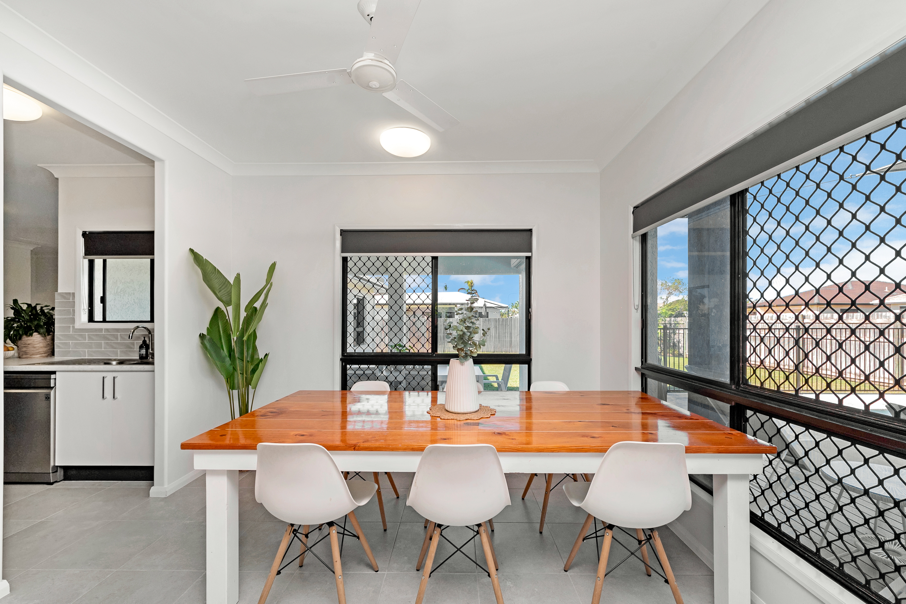 47 Springbrook Parade, Idalia - Thumbnail 5