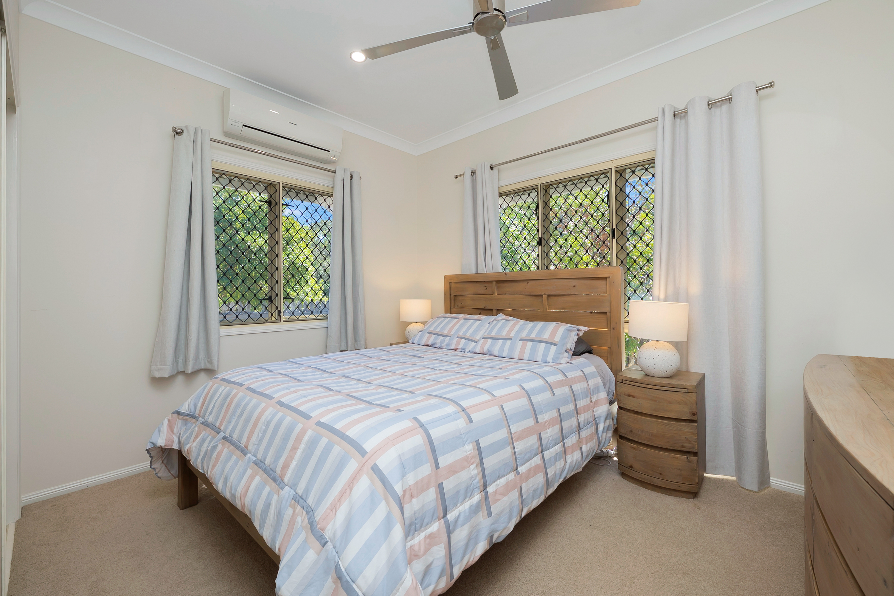1 Mustey Close, Mount Louisa - Thumbnail 8