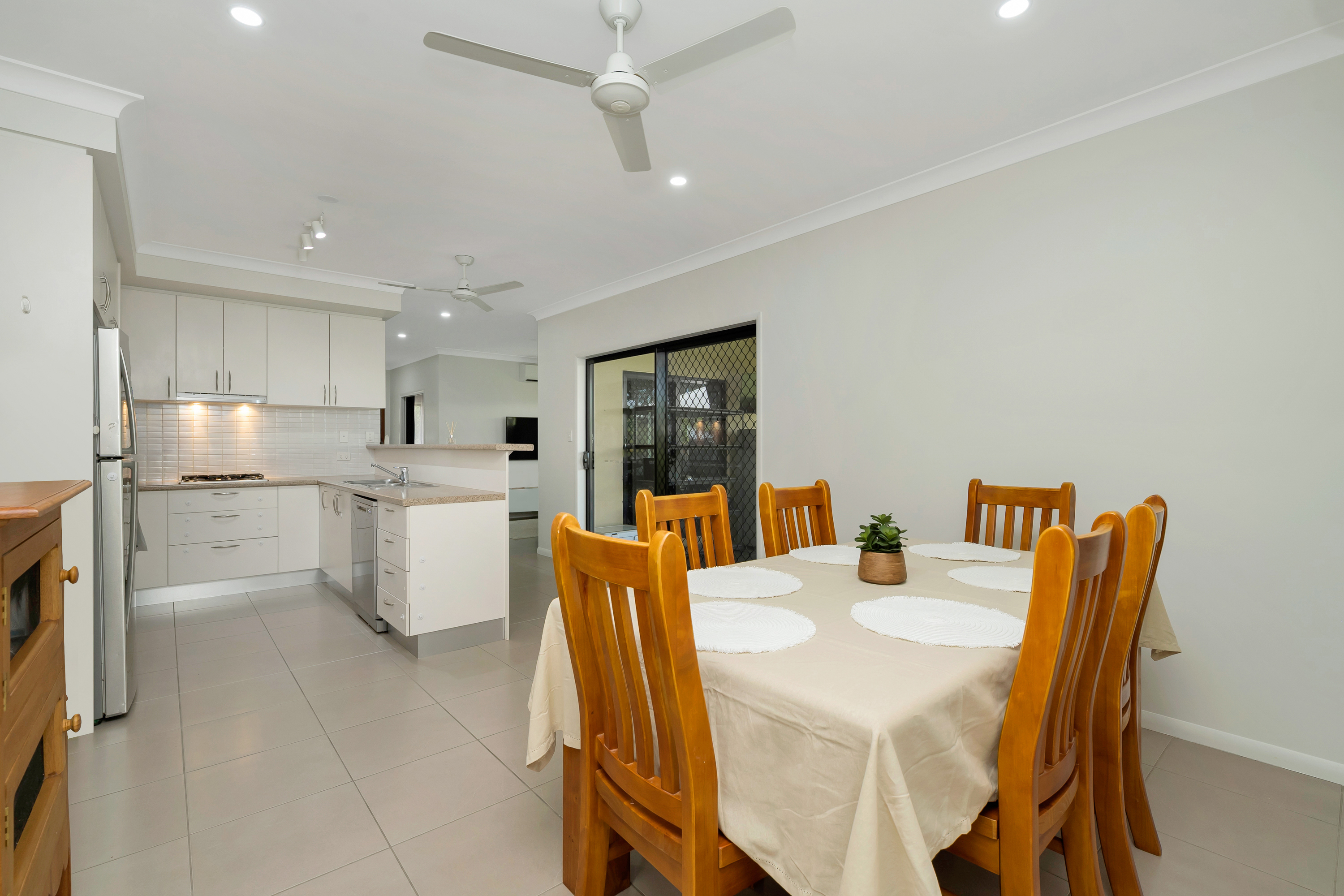 4 Polmaise Close, Burdell - Thumbnail 5