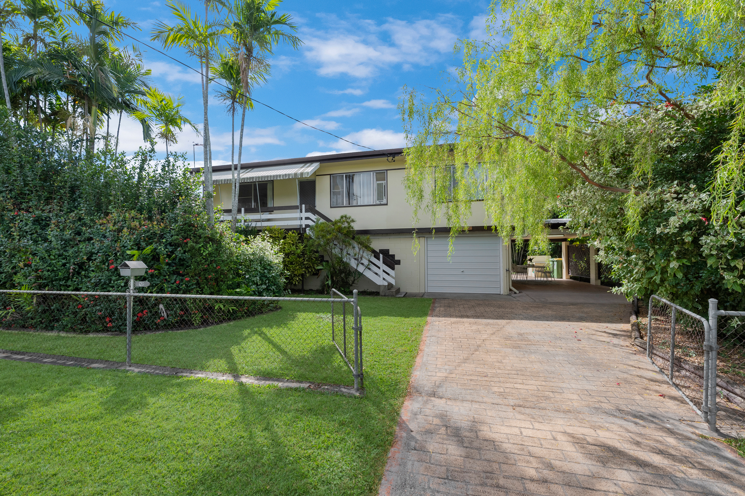 Photo 15 of 12 Cabarita Street, Cranbrook