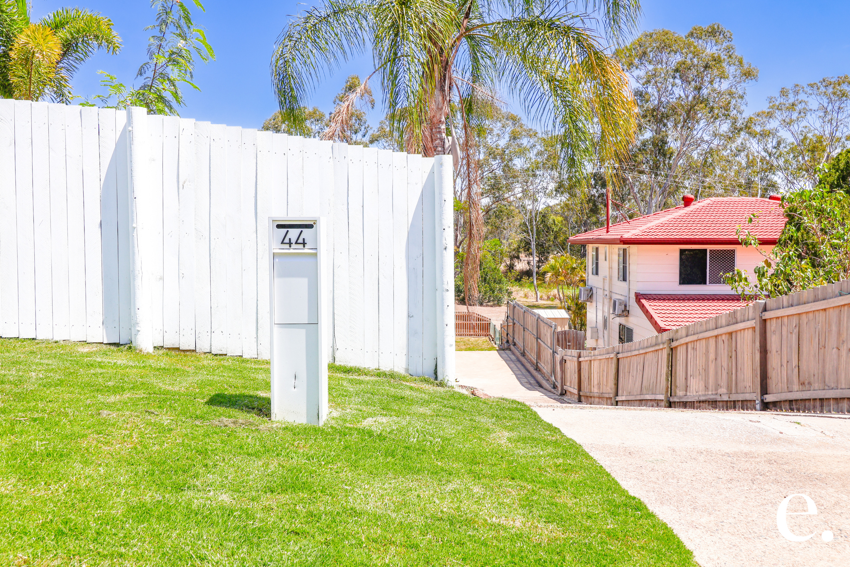 44 Allunga Drive, Glen Eden - Thumbnail 2