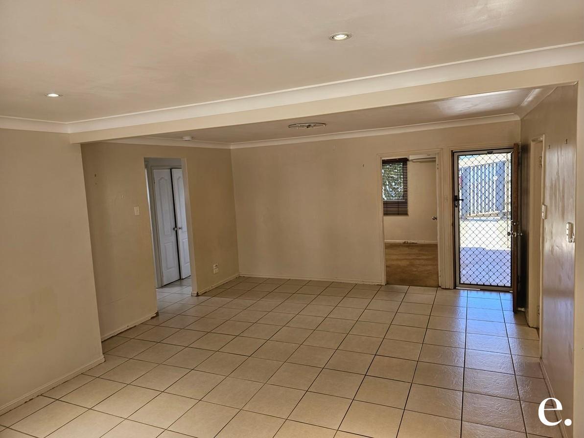 27 Williamson Street, West Gladstone - Thumbnail 6