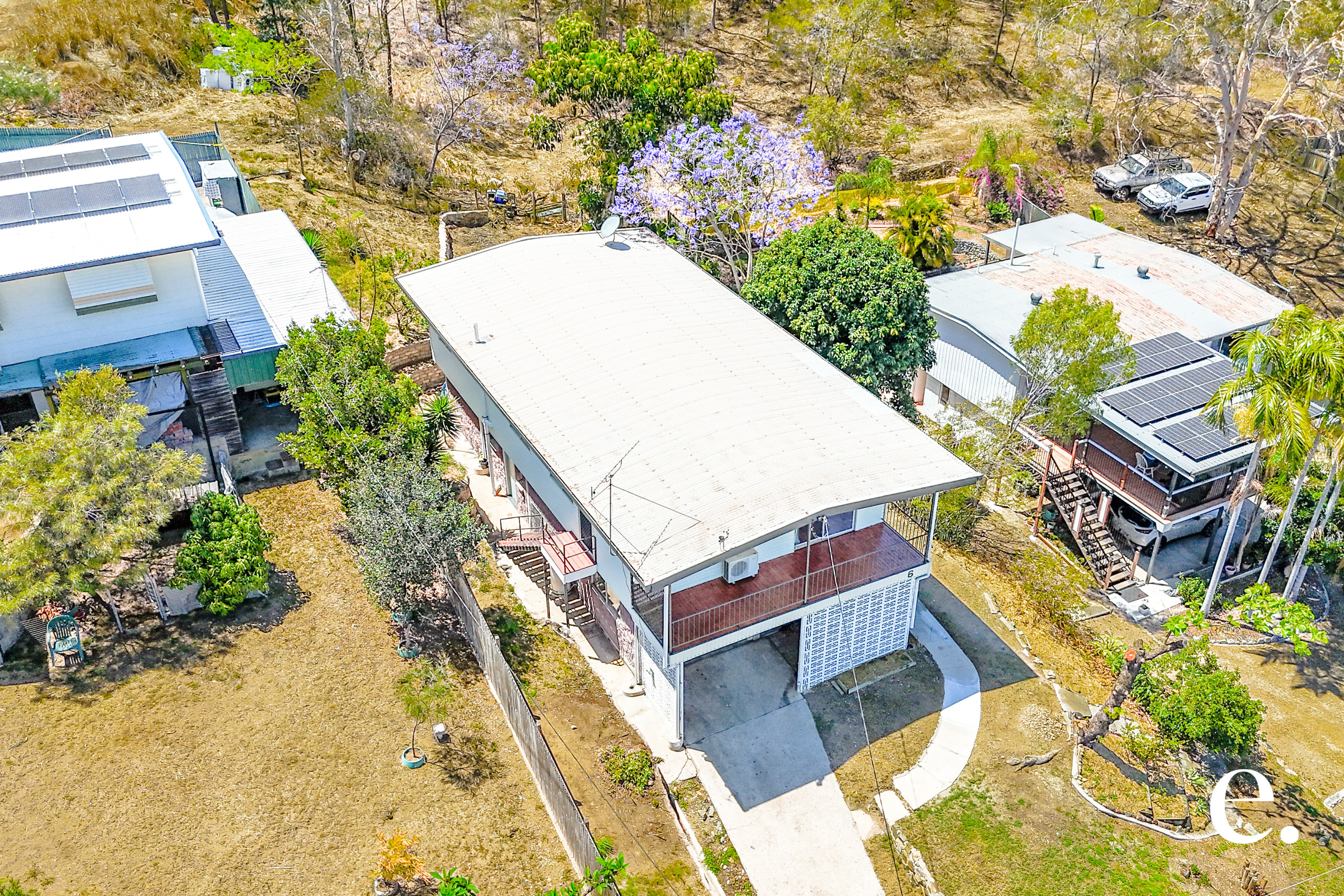 6 Patrick Street, West Gladstone - Thumbnail 2