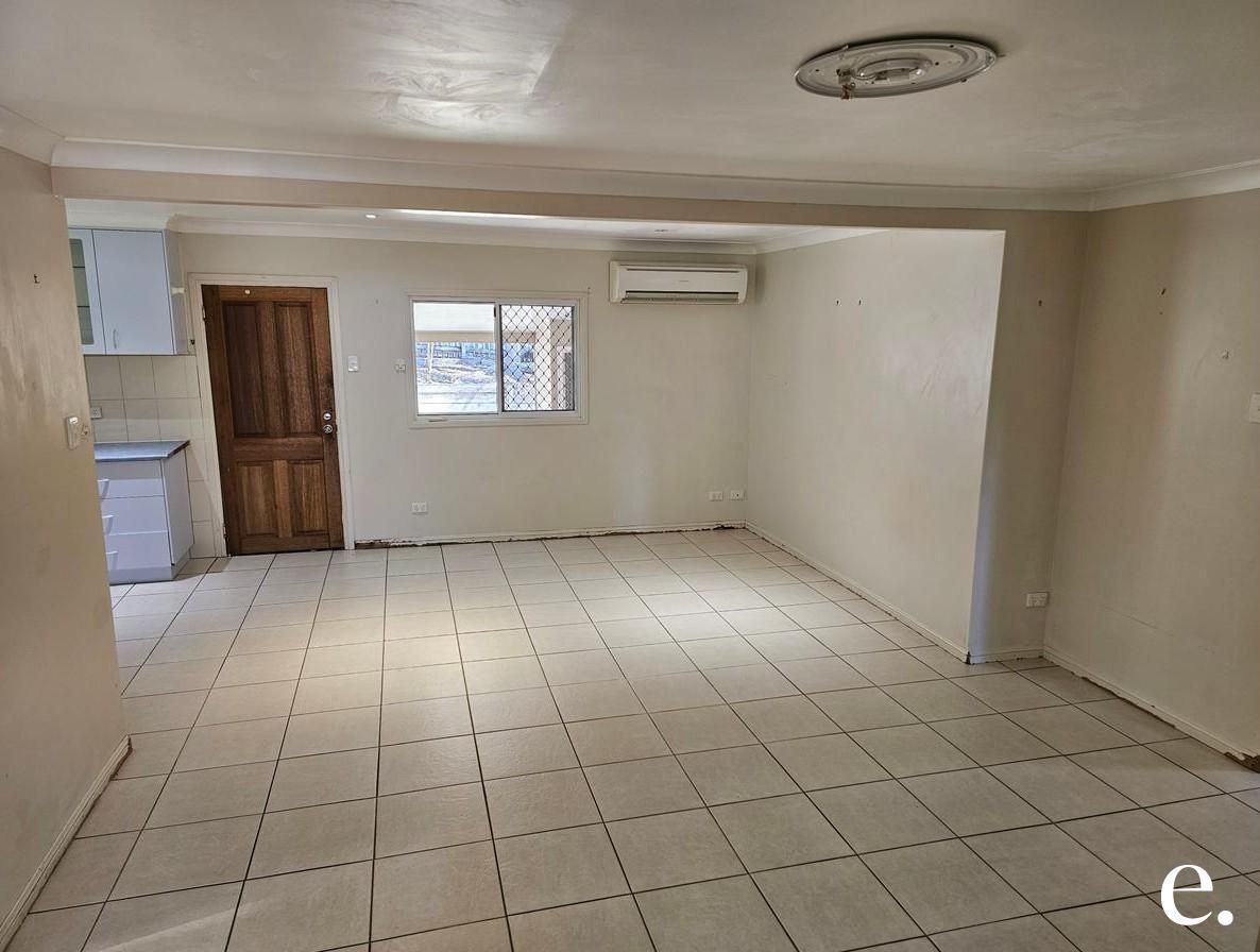 27 Williamson Street, West Gladstone - Thumbnail 7