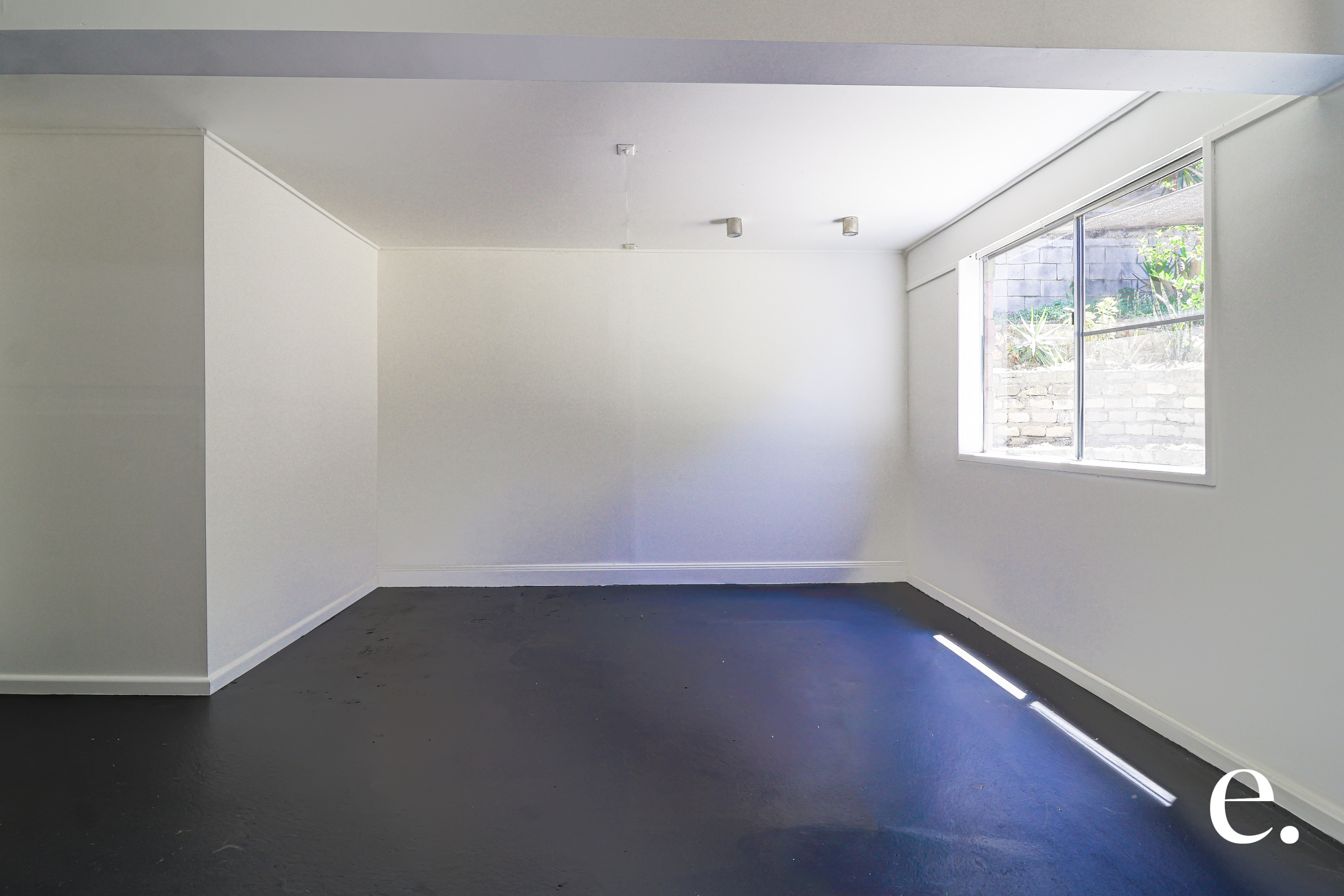 6 Patrick Street, West Gladstone - Thumbnail 5