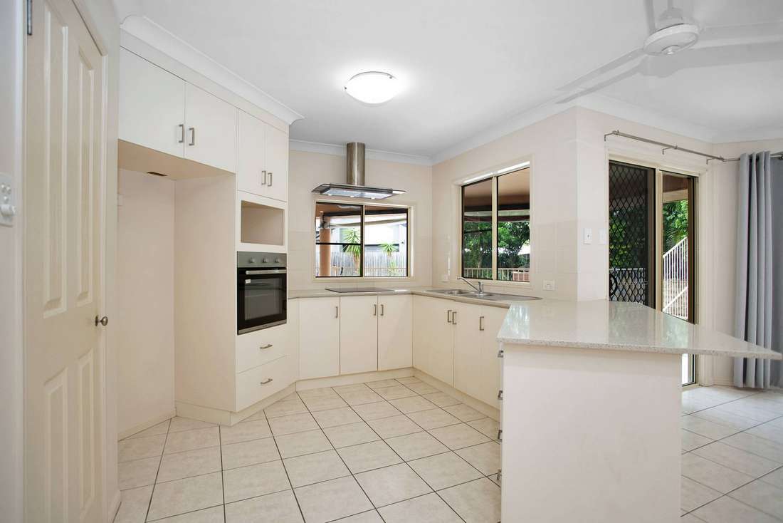 10 Beachside Place, Shoal Point - Thumbnail 3
