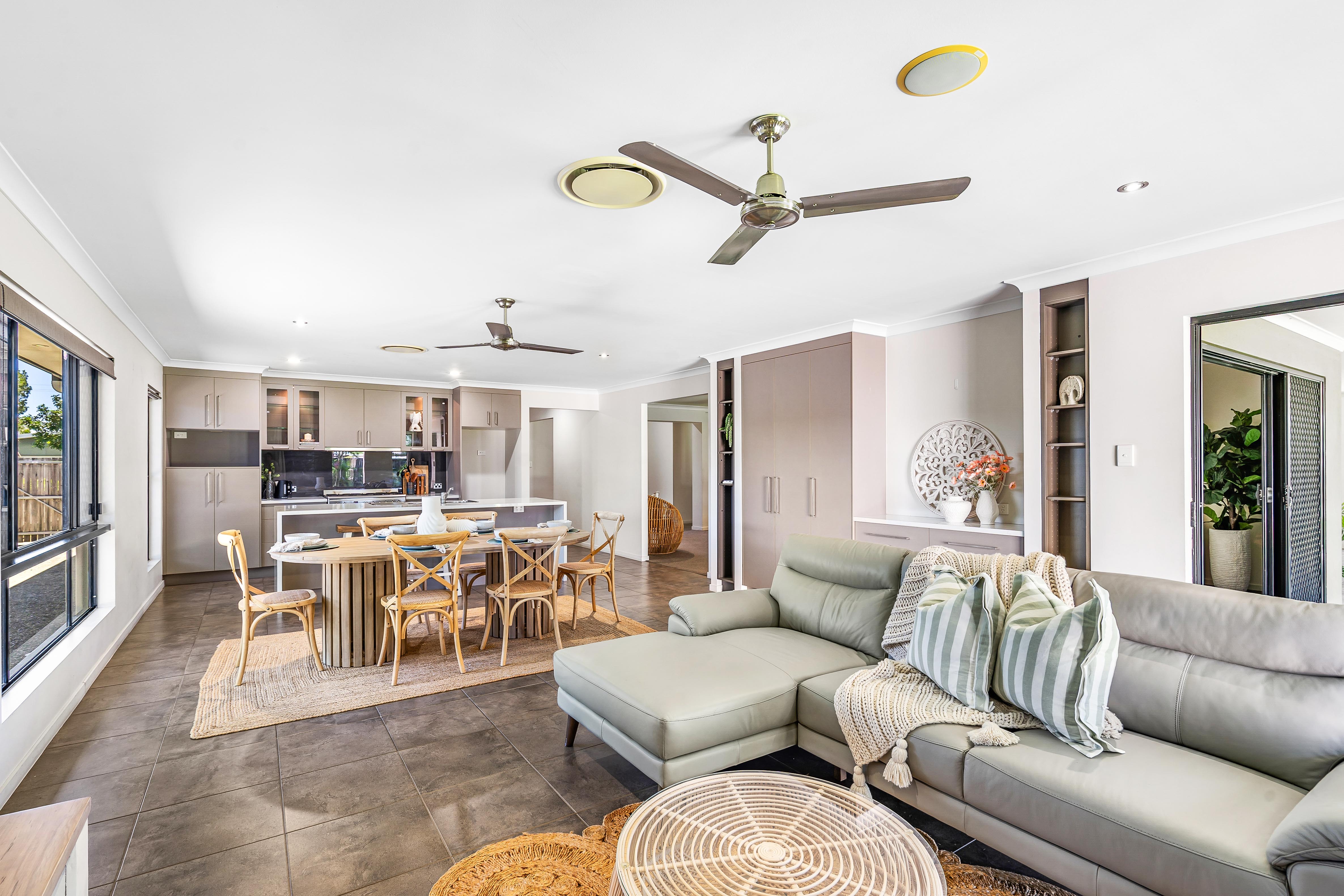 19 Monash Way, Ooralea - Thumbnail 2
