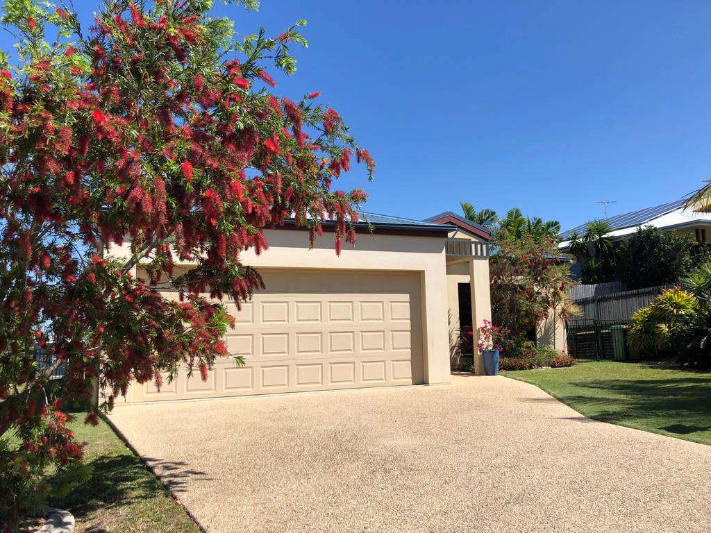 7 Douglas Crescent