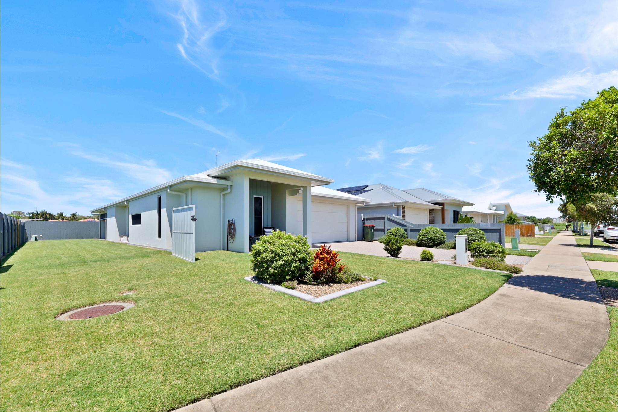 Photo 23 of 11 Boardrider Boulevard, Shoal Point