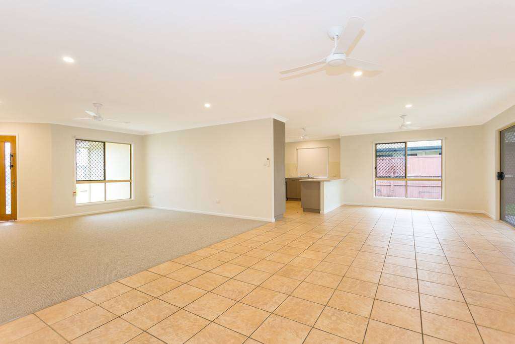 Photo 8 of 18 Victor Avenue, Glenella