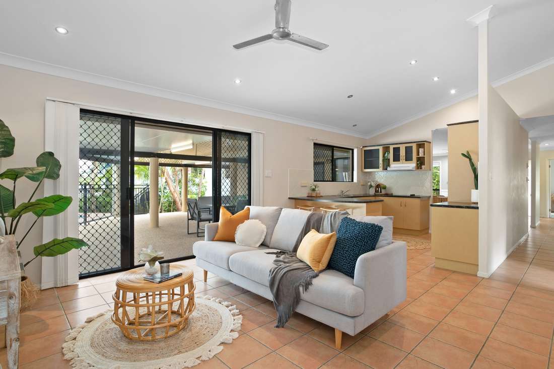 24 Botha Street