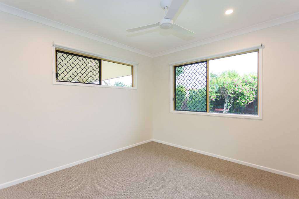 Photo 15 of 18 Victor Avenue, Glenella