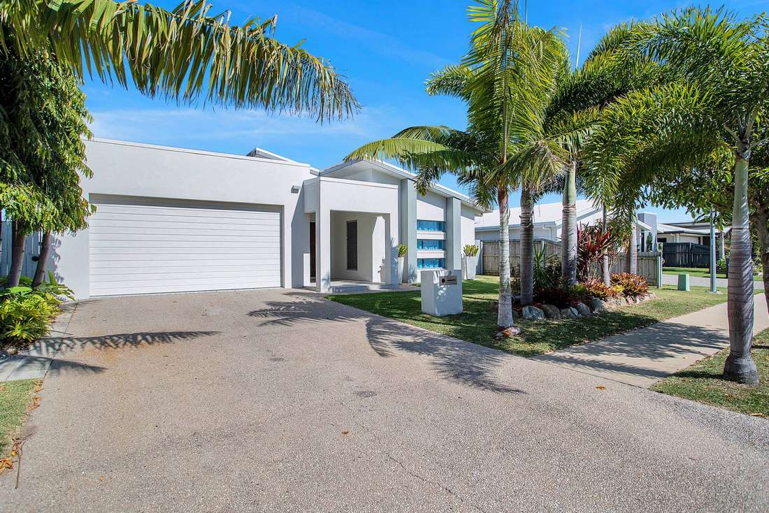 22 Botanical Drive