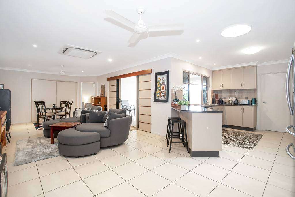 16 Duranbah Circuit