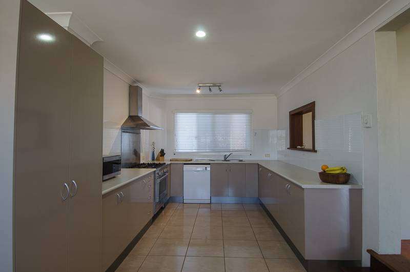 6 Hackett Court, Campwin Beach - Thumbnail 2