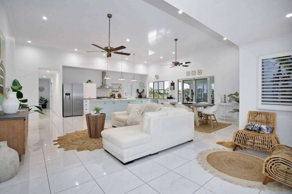 45 Moonlight Drive, Sarina - Thumbnail 7