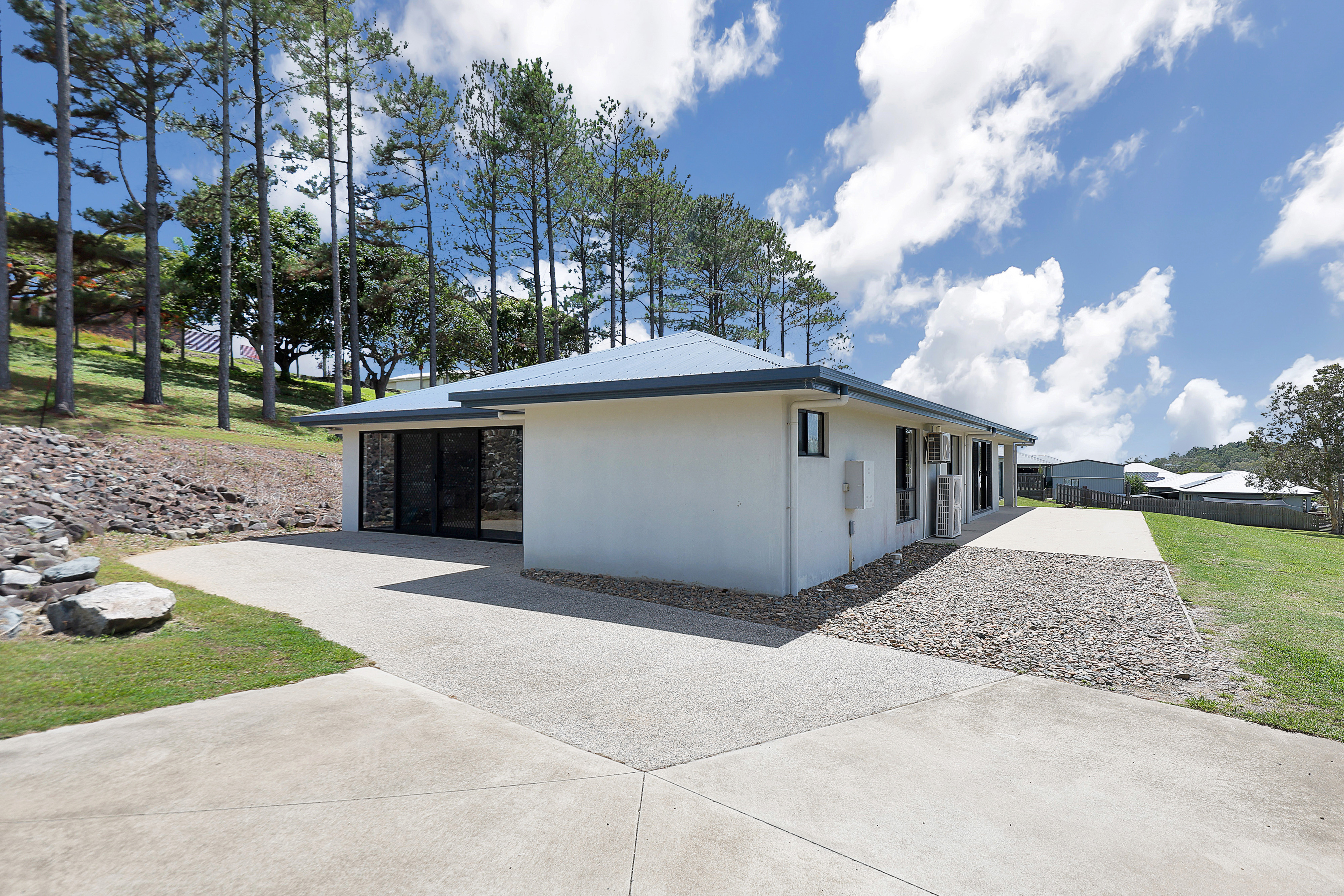 24A Rural View Drive, Rural View - Thumbnail 4