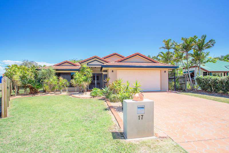 17 Fairmeadow Drive