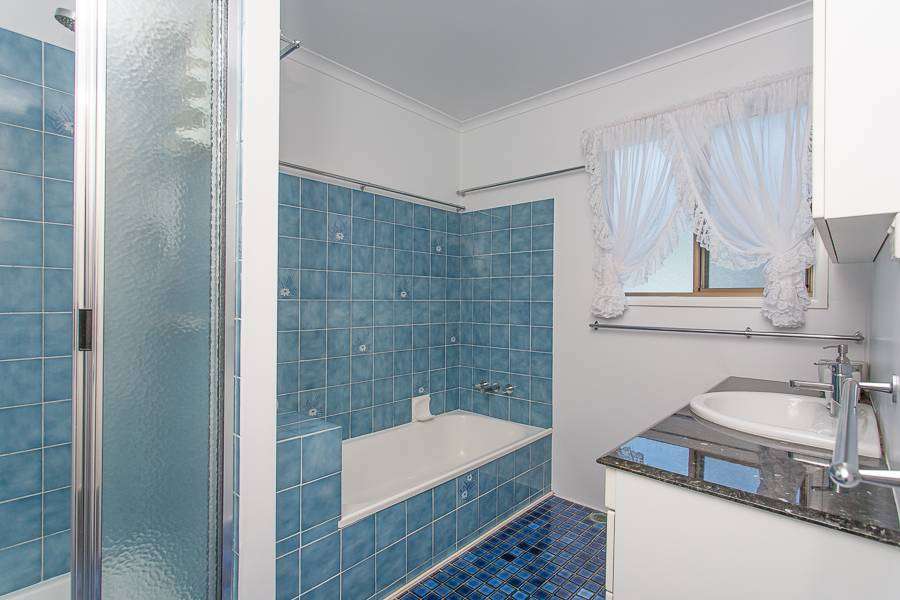 Photo 16 of 5 Ramsay Court, Beaconsfield