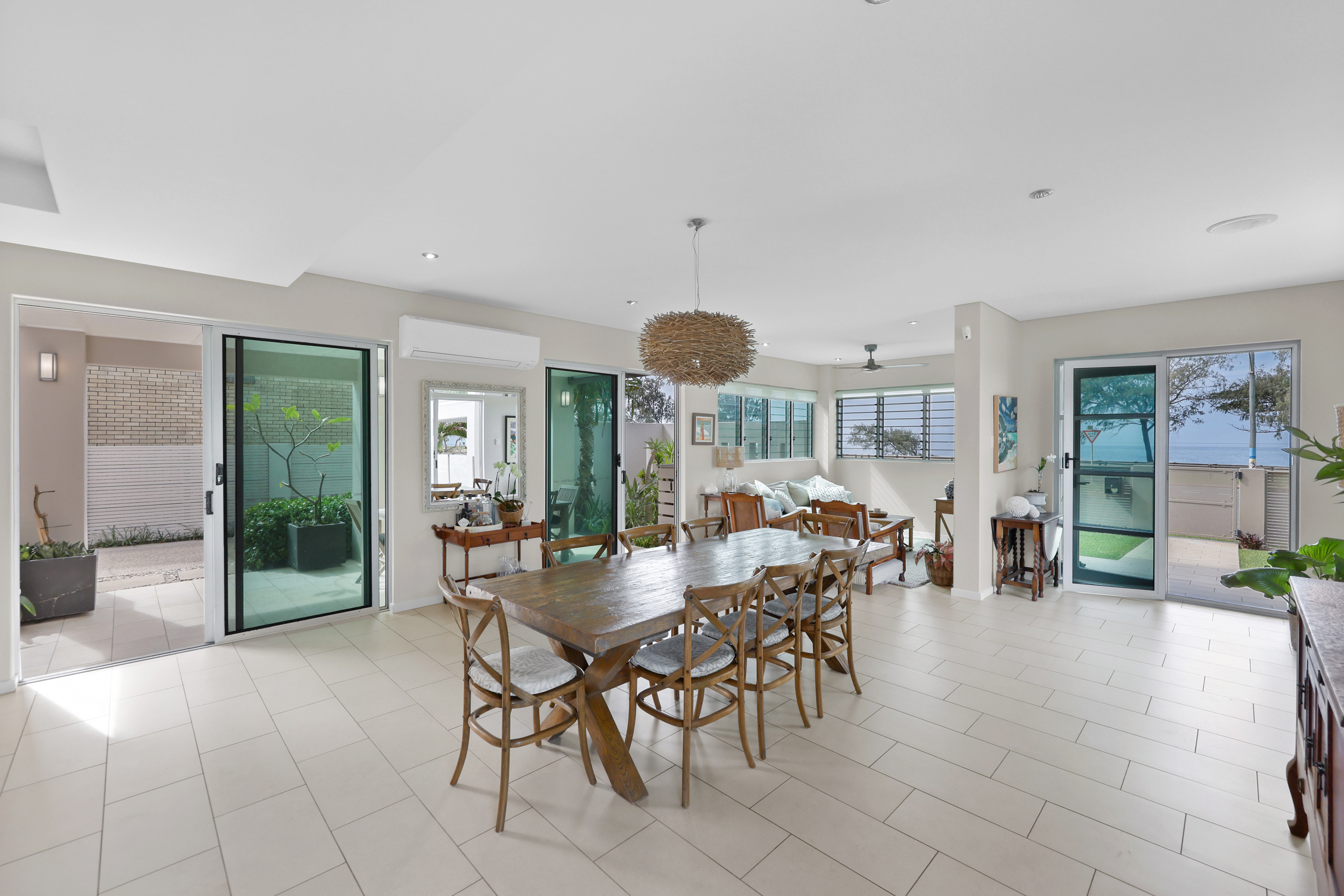 32 Pacific Esplanade, Slade Point - Thumbnail 6