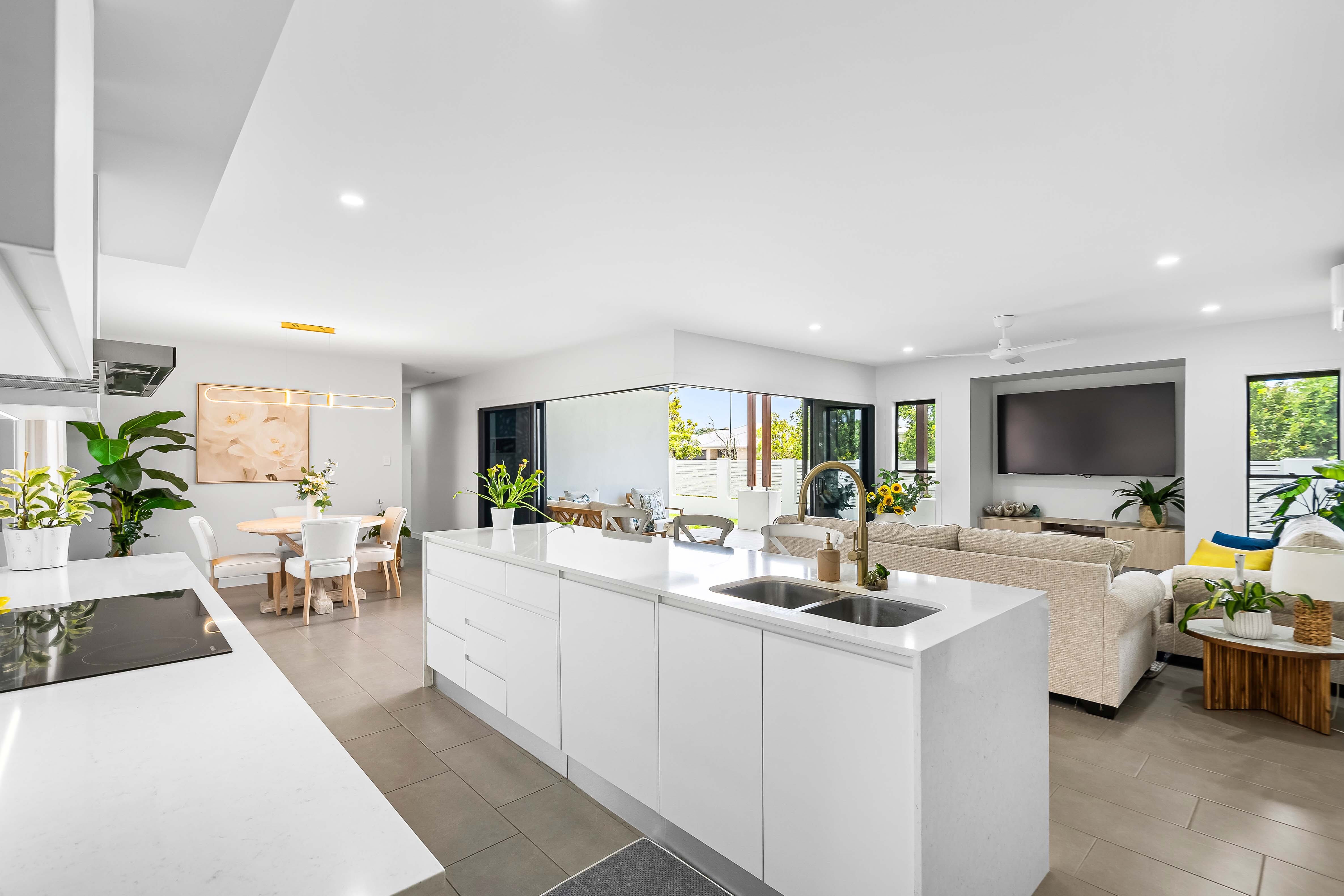 2 Nerinda Place, Shoal Point - Thumbnail 2