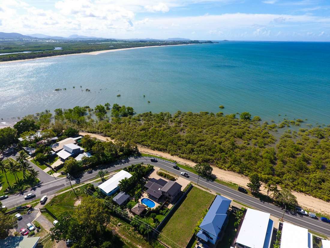 17 Slade Esplanade, Slade Point - Thumbnail 2