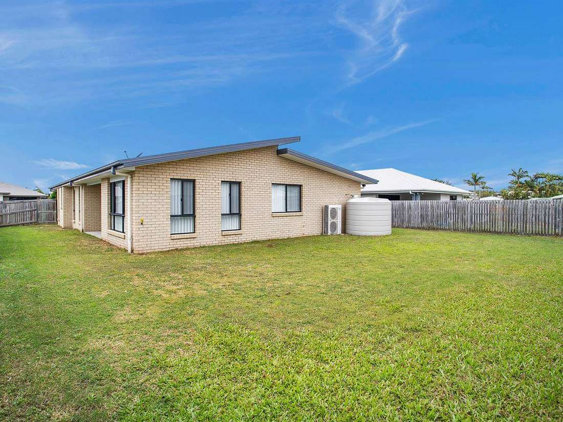 Property Sale at 39 Monterrico Circuit, BEACONSFIELD QLD, 4740