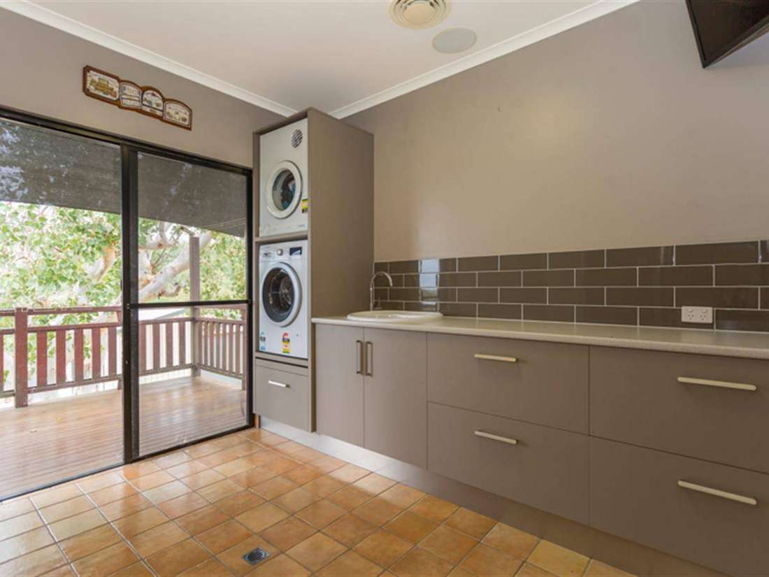 Property Sale at 47 Ian Reddacliff Drive, THE LEAP QLD, 4740 Explore