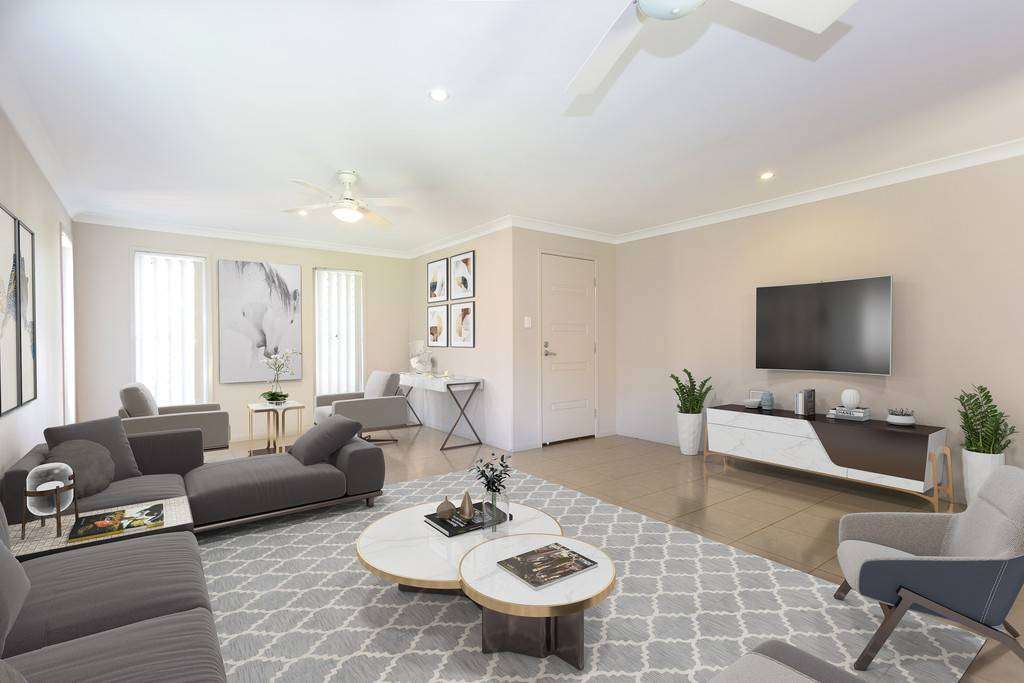 77 Phoenix Crescent, Rural View - Thumbnail 2