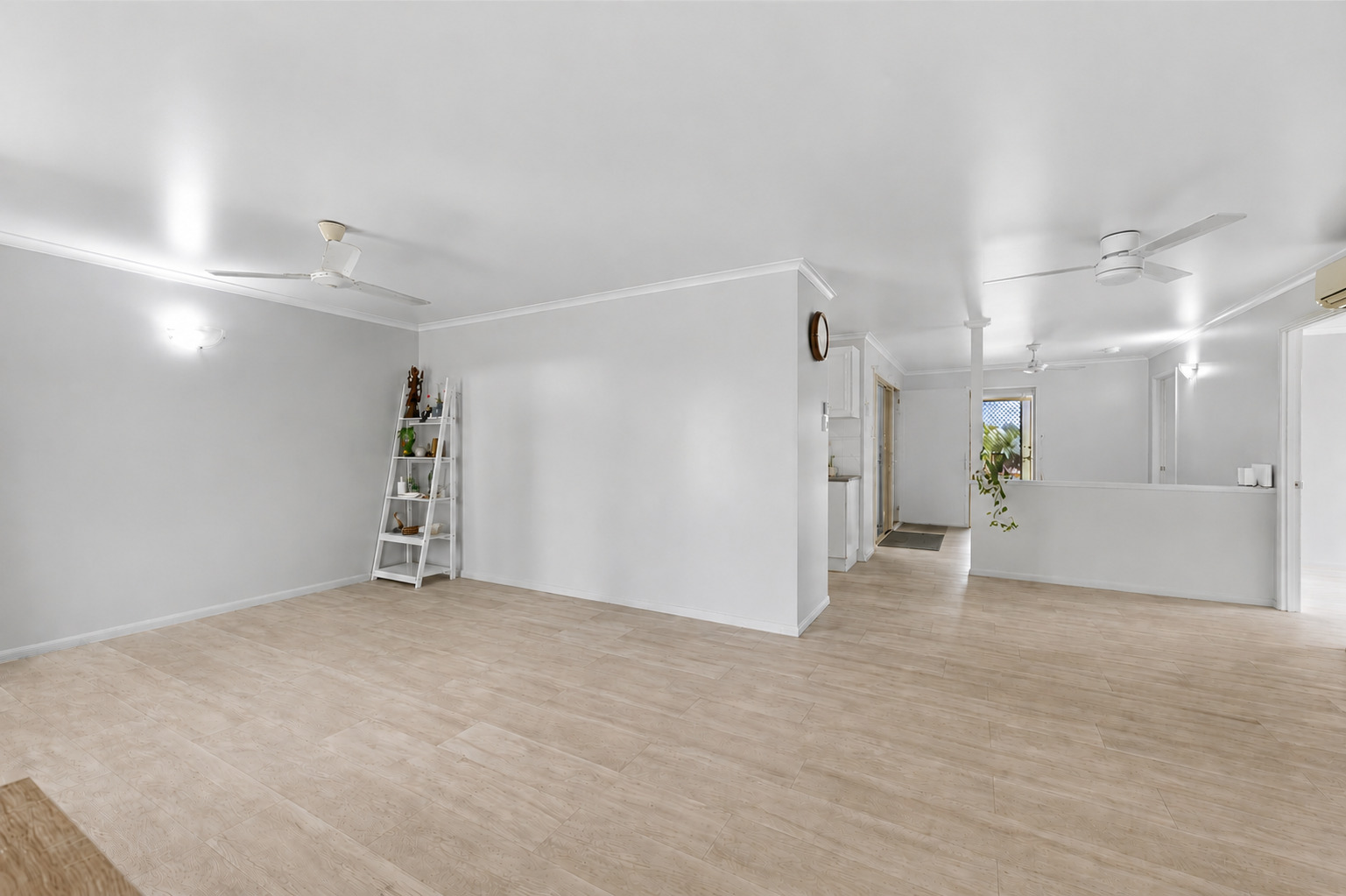 18 Culloden Place, Beaconsfield - Thumbnail 4
