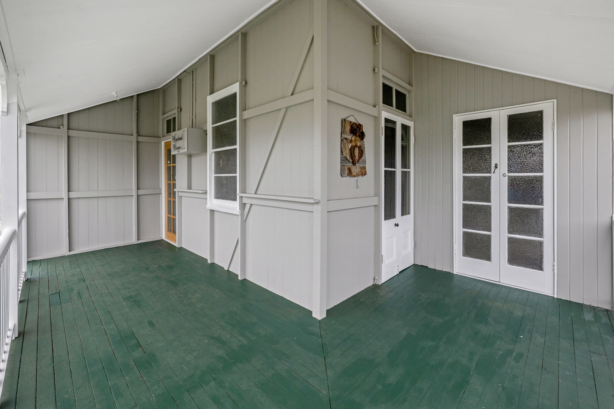 2 Howland Street, North Mackay - Thumbnail 3