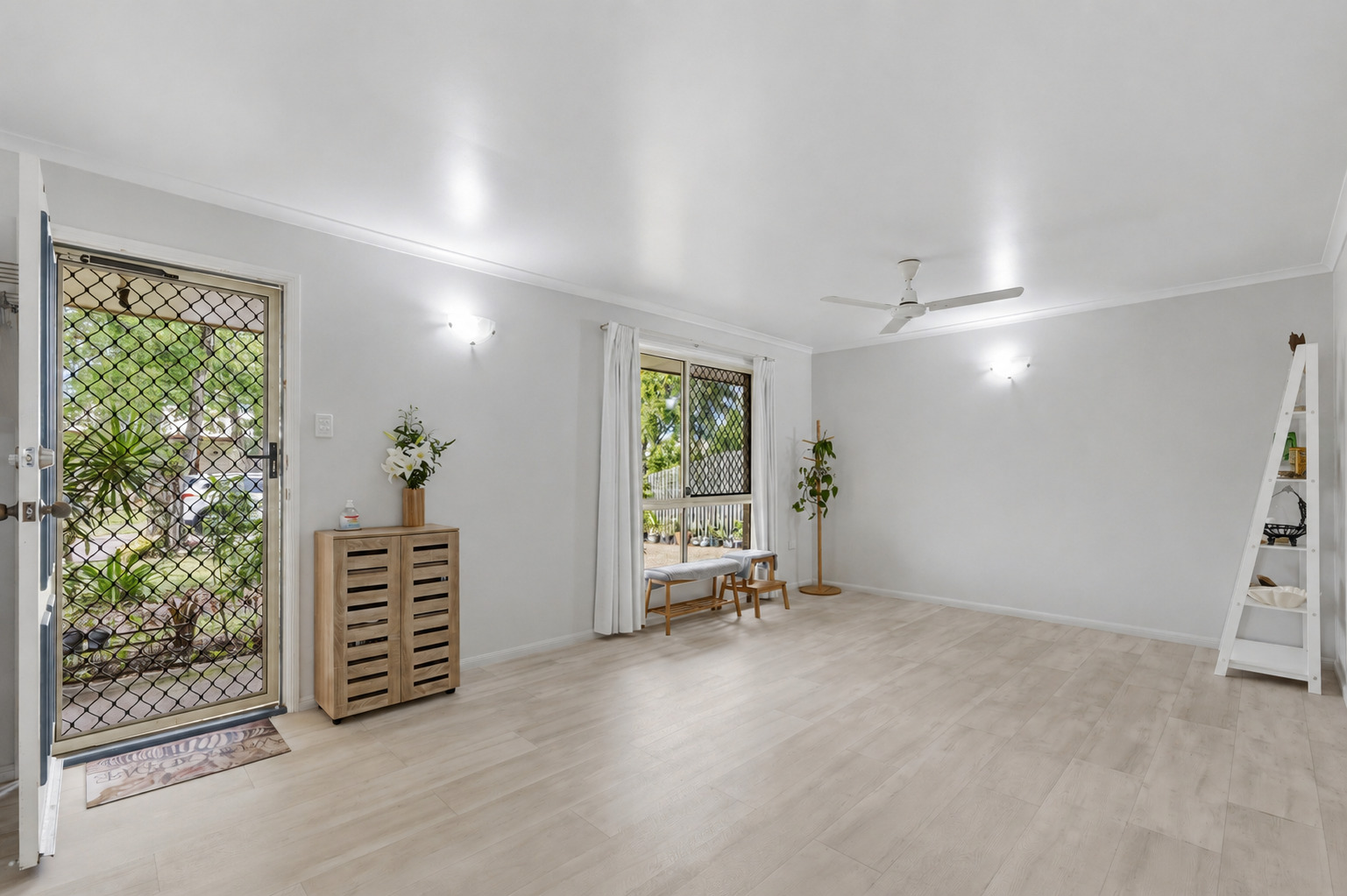 18 Culloden Place, Beaconsfield - Thumbnail 3