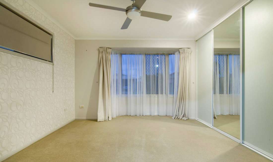 Photo 5 of 57 Ben Nevis Street, Beaconsfield