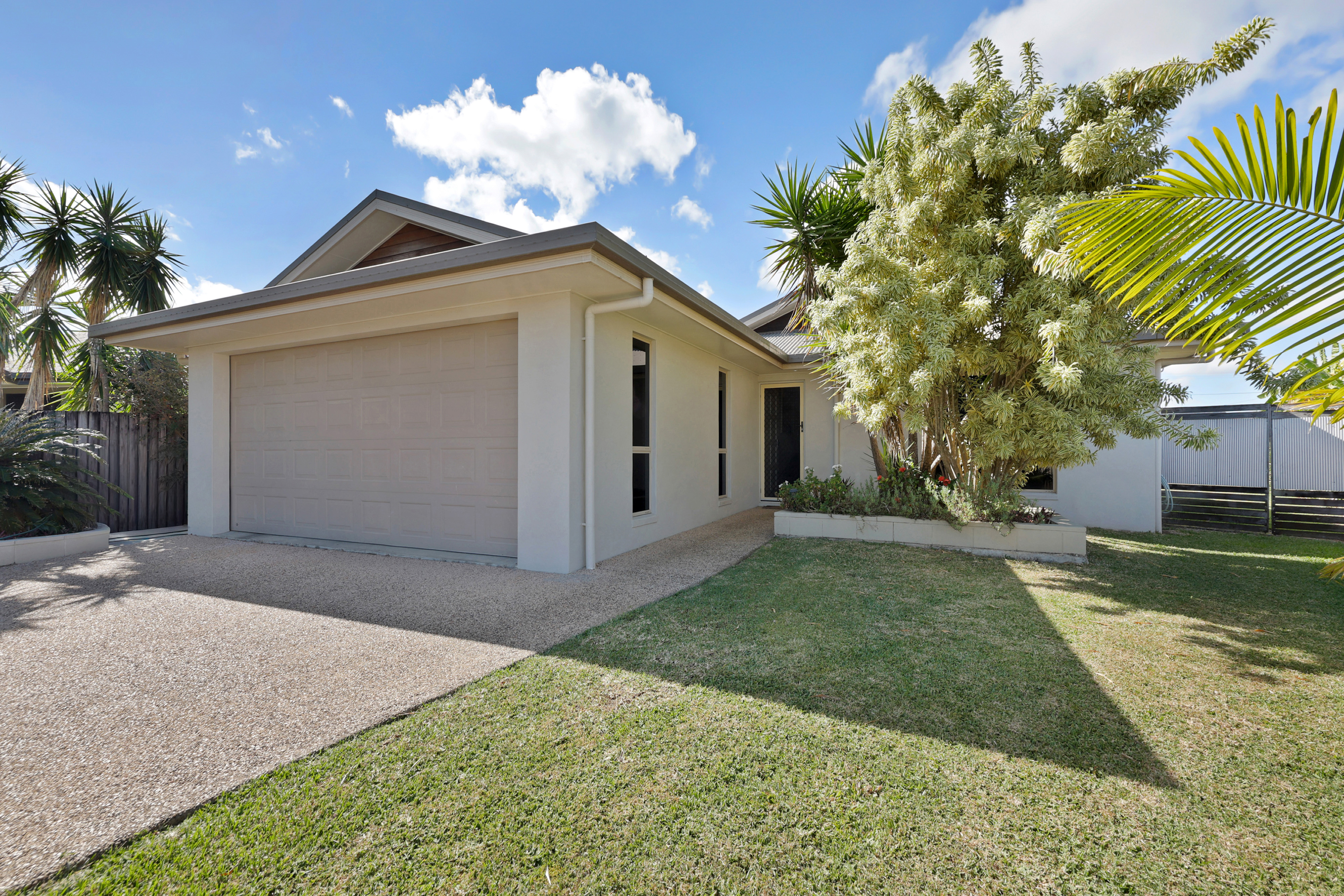 15 Hansen Court, Marian - Image 1