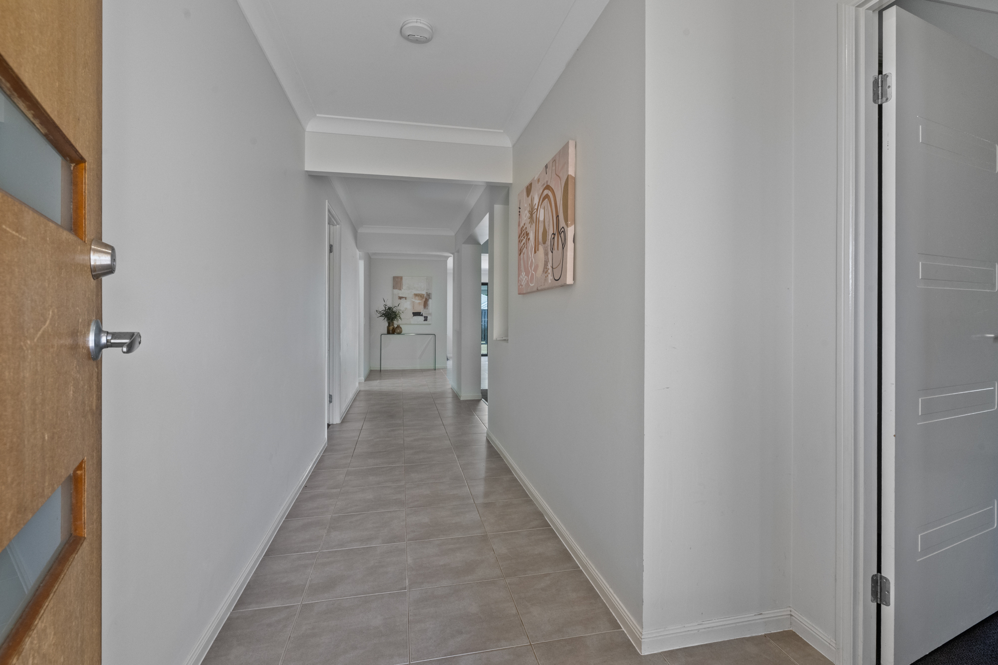 63 Whitehaven Drive, Blacks Beach - Thumbnail 2