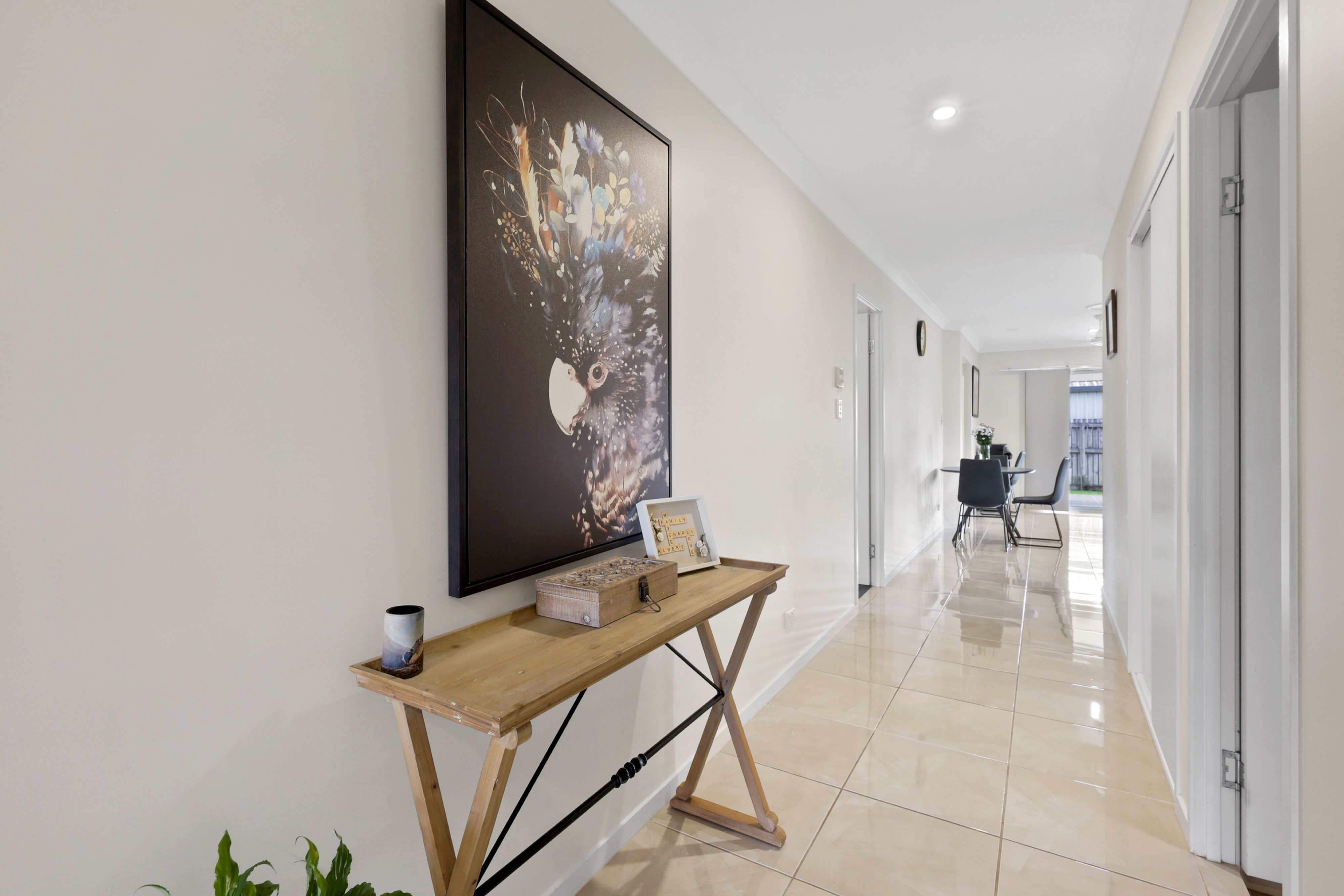32 Bowden Crescent, Marian - Thumbnail 2