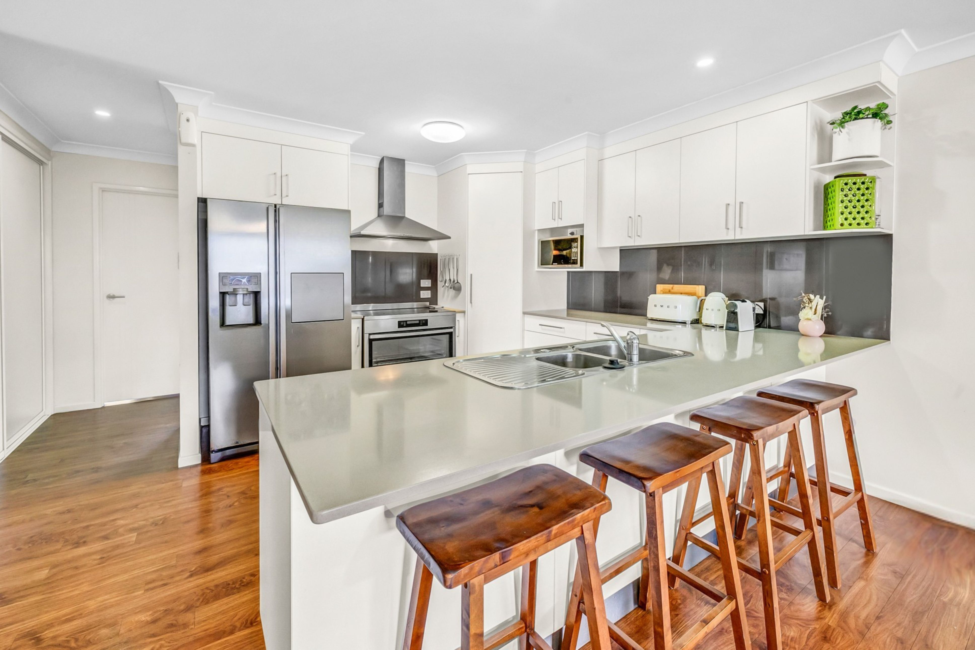 35 Bowden Crescent, Marian - Thumbnail 4