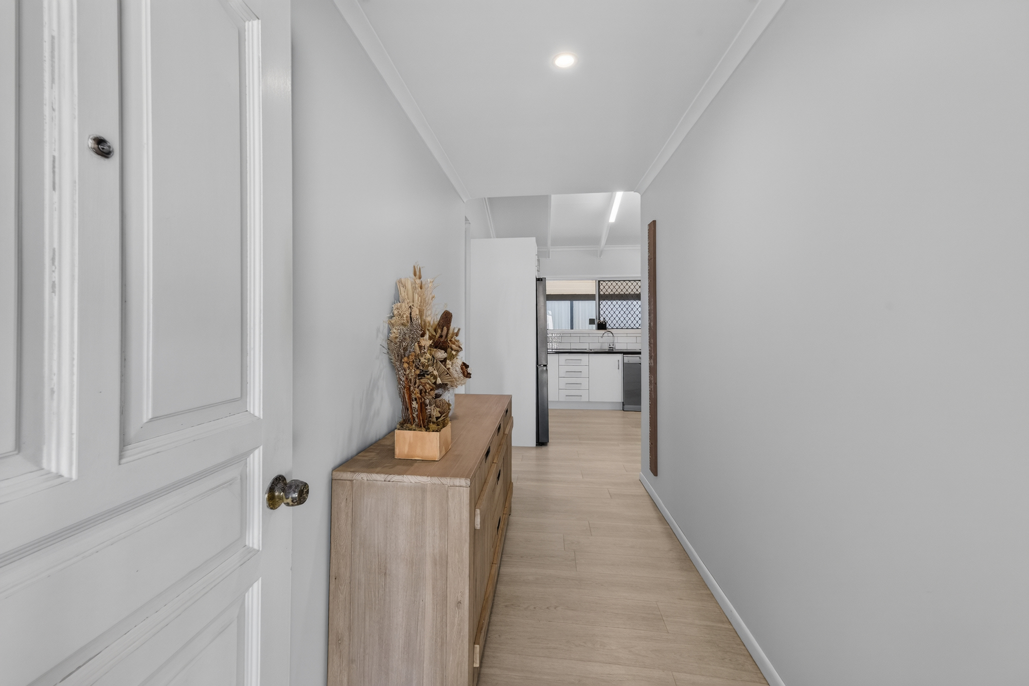 17 Anthony Vella Street, Rural View - Thumbnail 3
