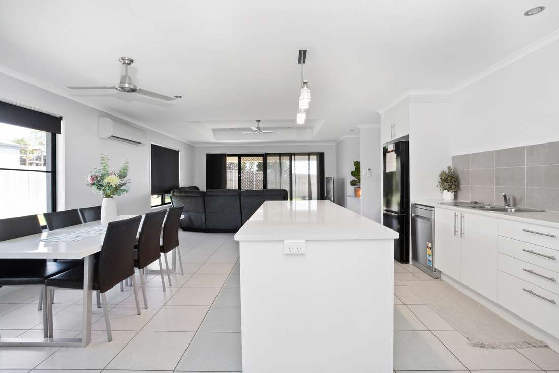 55 Phoenix Crescent, Rural View - Thumbnail 3