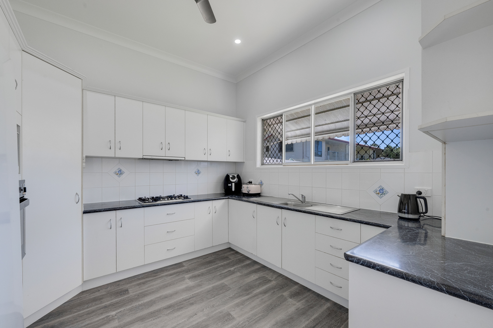4 Petersen Street, North Mackay - Thumbnail 7