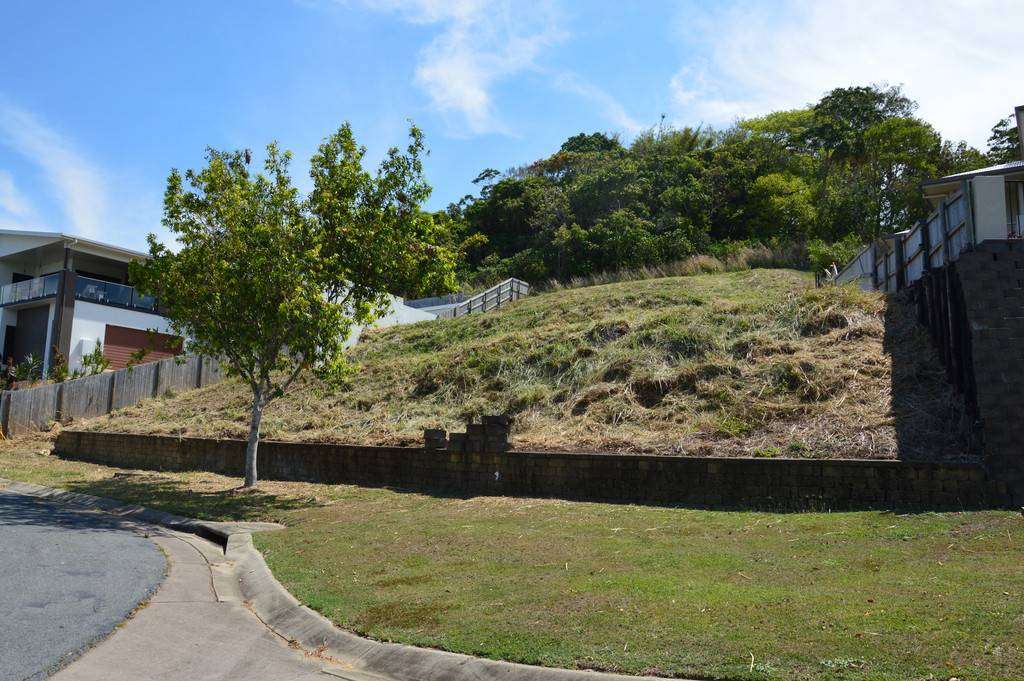 81 Cinnamon Drive, Glenella - Thumbnail 3