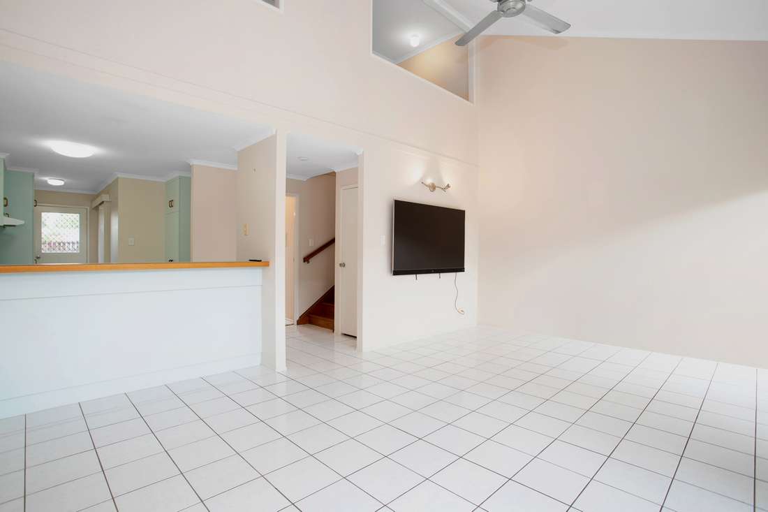 Photo 3 of 2/3 Baur Street, North Mackay