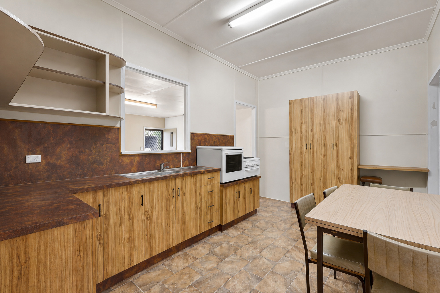 15 Atkinson Street, East Mackay - Thumbnail 3