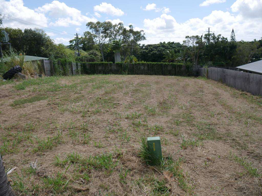 84 Cinnamon Drive, Glenella - Thumbnail 3