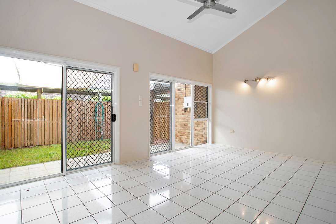 Photo 2 of 2/3 Baur Street, North Mackay