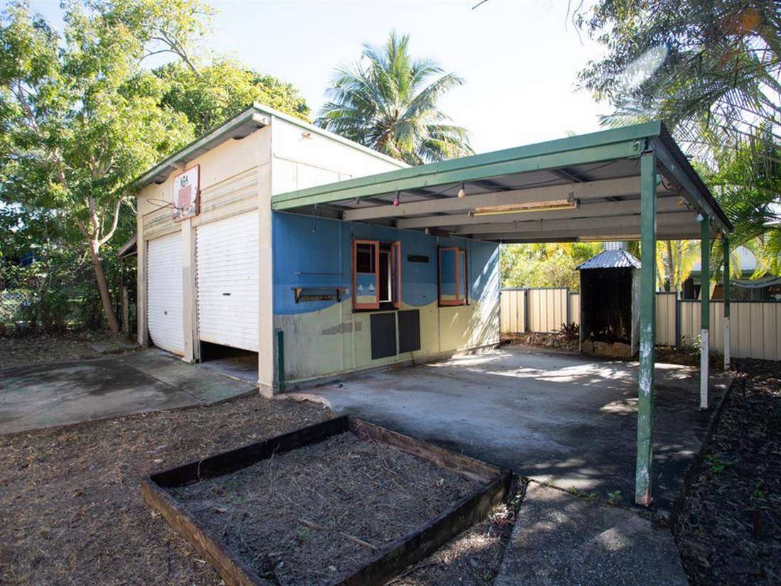 Property Sale at 4 Kingfisher Street, SLADE POINT QLD, 4740 Explore